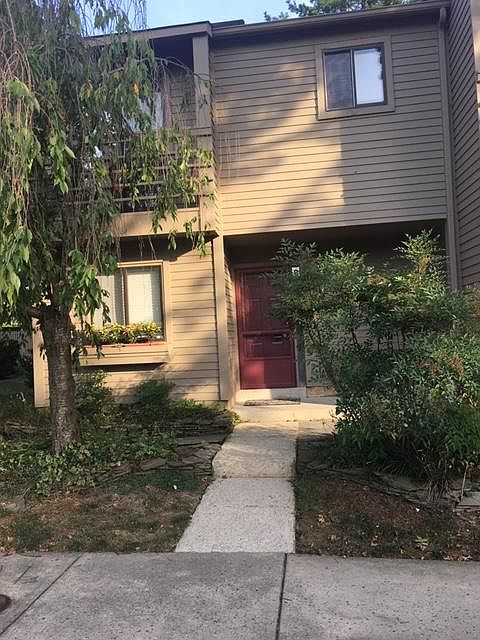 1st image of 24 Muir Woods Ct