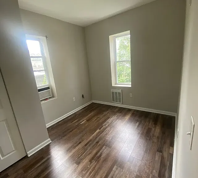 1470 N 52nd St #3 — Photo 5