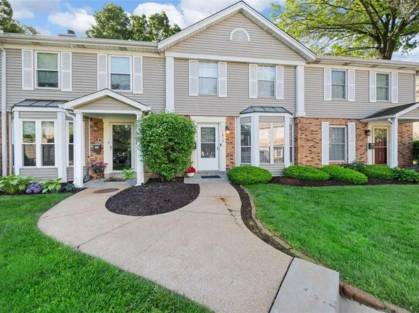 1012 Mersey Bend Dr, Saint Louis, MO 63129