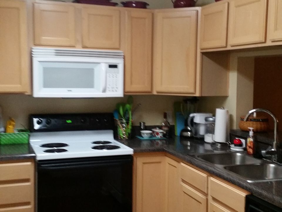 2nd image of 100 Overlook Dr APT 3A