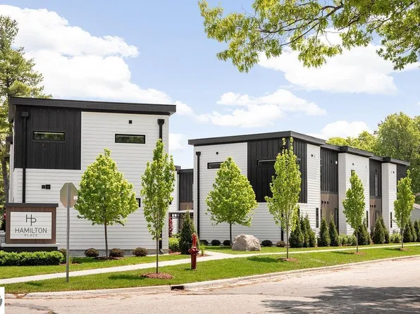 305 Hamilton St, Traverse City, MI 49686