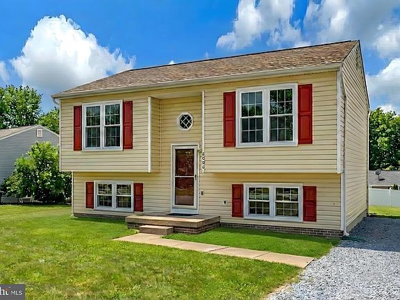 2nd image of 8006 Blossom Wood Ct