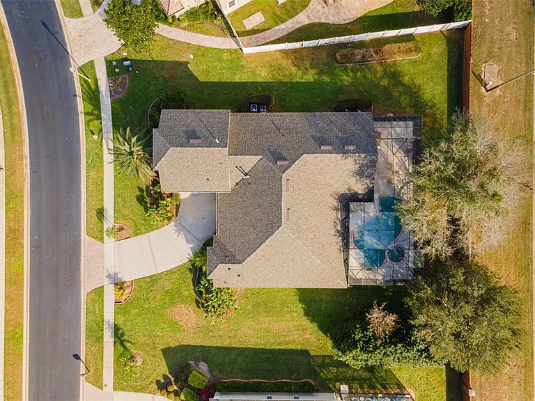 7939 Sea Pearl Cir — Photo 47