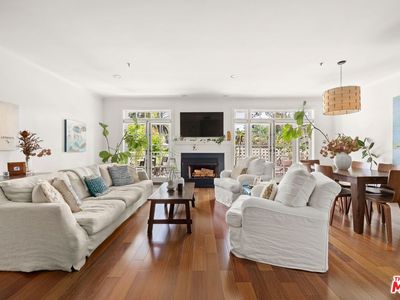 1040 4th St UNIT 205, Santa Monica, CA, 90403