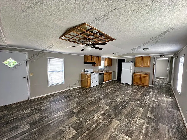 266 Lark Meadow Dr #B — Photo 10