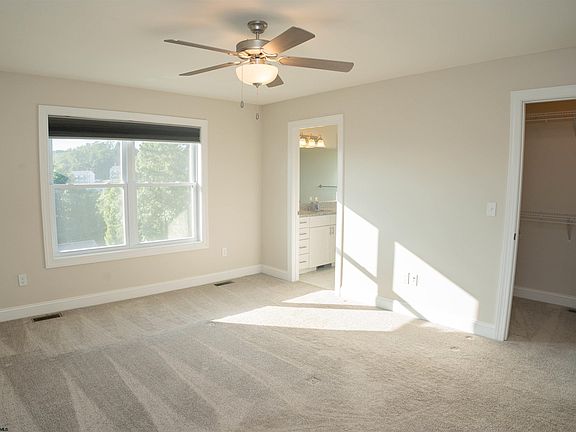 4th image of 201 Pasture Ln