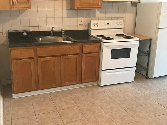 5th image of 2222 Snyder Ave Floor 2