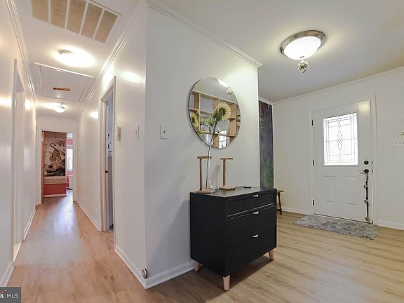2nd image of 23242 Esperanza Dr