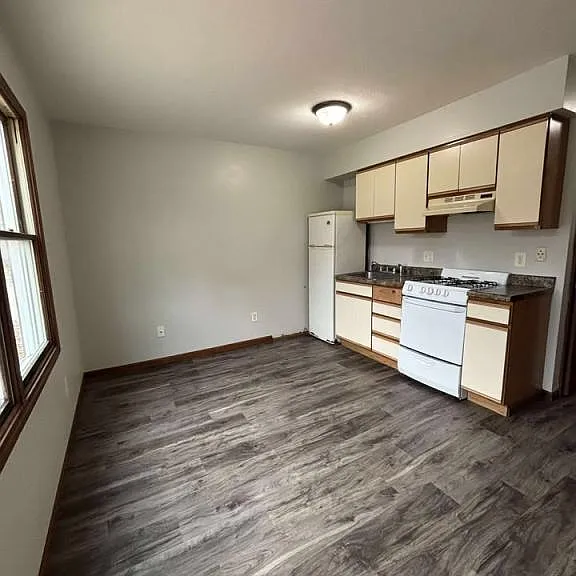 1610 Tippecanoe Dr #C — Photo 1