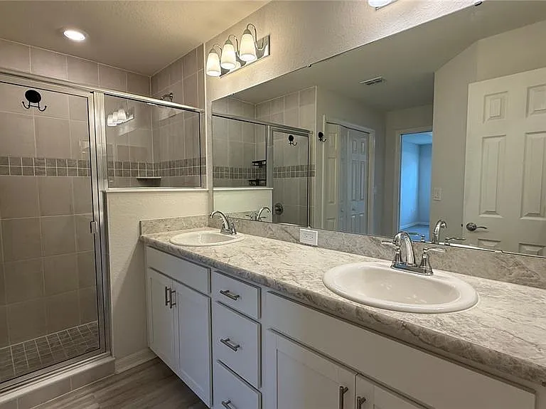 3139 Laurel Oak Ln — Photo 29