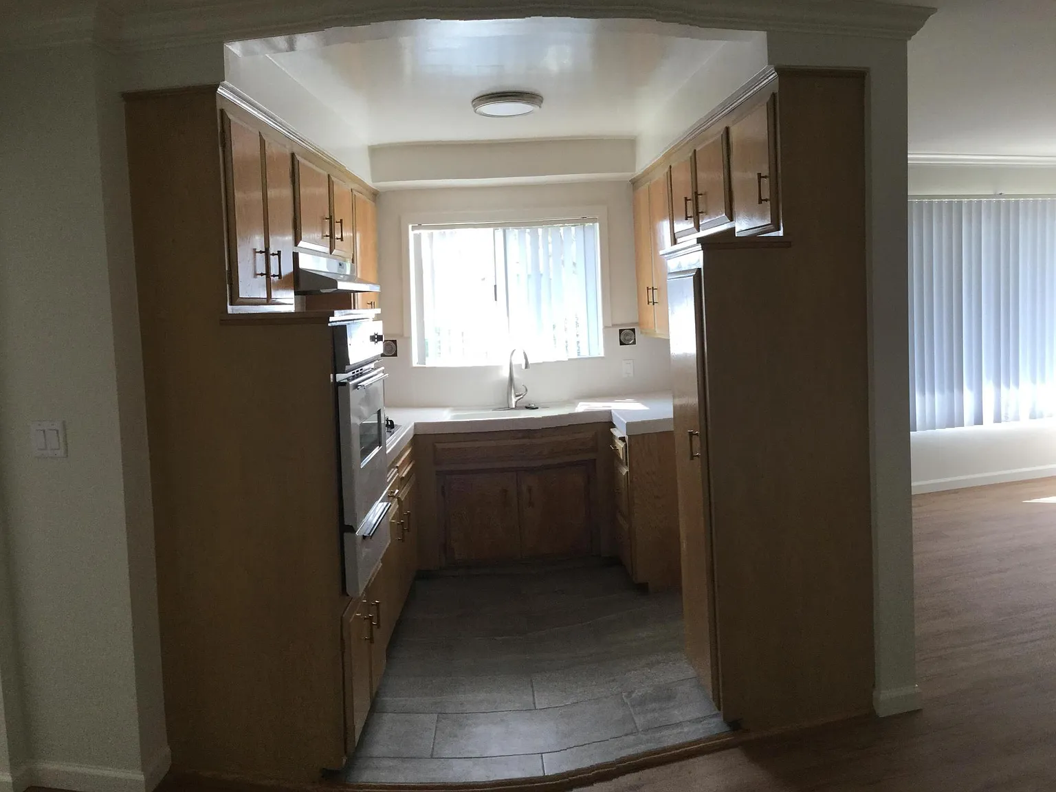 1 bed, 800 sqft, $2,100 — Photo 2