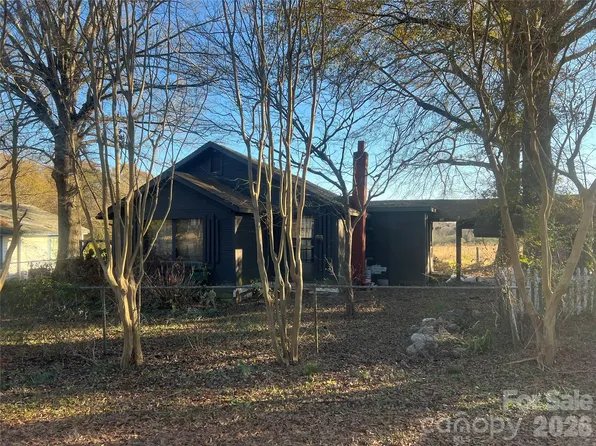 3217 Howe Dairy Rd, Gastonia, NC 28056