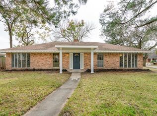 8202 Gulf Spring Ln, Houston, TX 77075