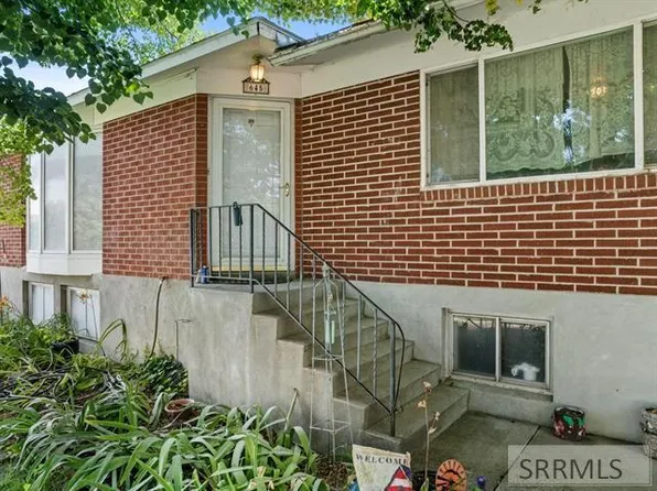 645 Bannock Ave, American Falls, ID 83211