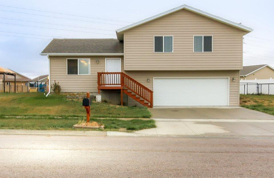 1st image of 916 Kathryn Ave