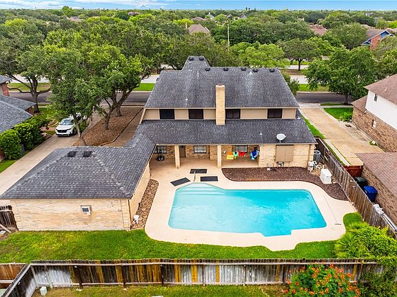 4th image of 4705 Schwerin Lake Dr