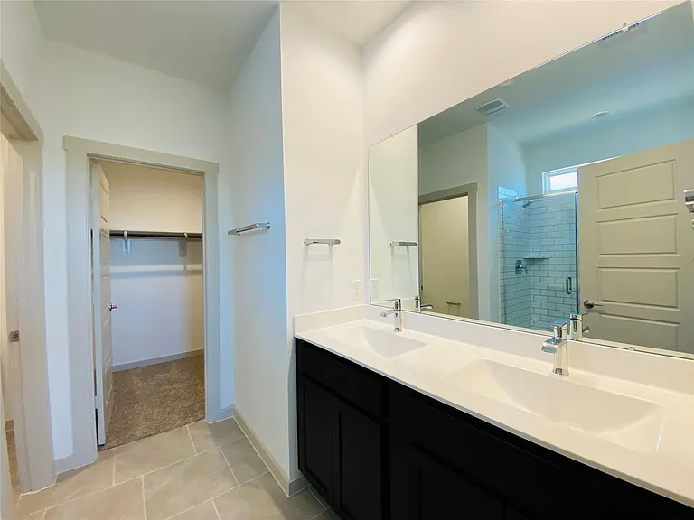 2811 Chancery Summit Ct — Photo 11