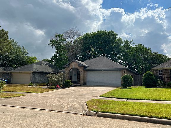 2nd image of 17031 Blue Mist Cir