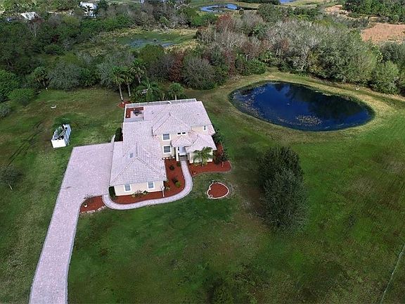 2nd image of 10311 Saddle Horse Dr