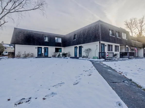 78 Landing Circle #78, Suffield, CT 06078