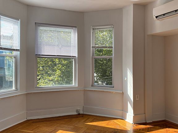 3rd image of 127 N 50th St #B