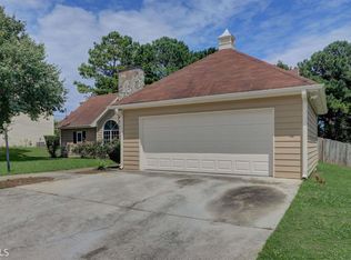 6155 Great Oaks Dr, Lithonia, GA 30058