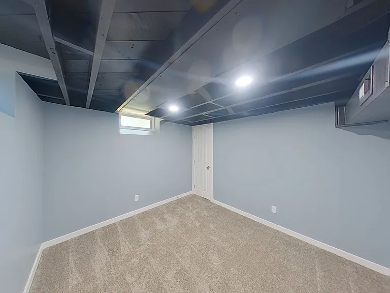 2027 N Spruce St — Photo 13