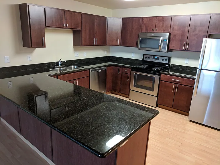 West Lake II Apartments — Photo 142