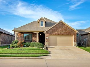 11064 Hawks Landing Rd, Haslet, TX 76052
