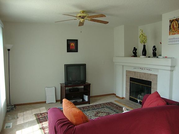 3rd image of 1720 94th St Unit 30