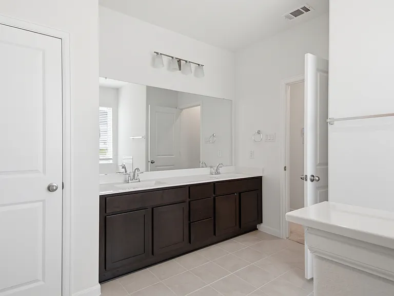 5108 Noland Dr — Photo 5