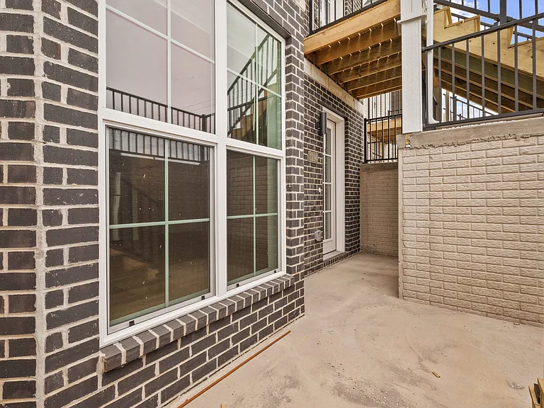 1206 SW Franklin Ct — Photo 20