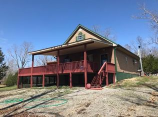 236 Country Ln, Dover, TN 37058