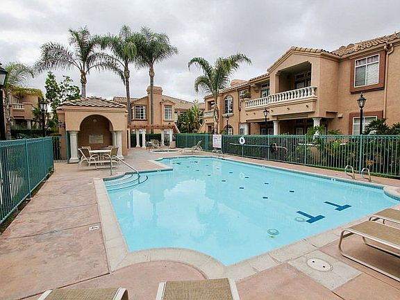 2nd image of 3575 Cameo Dr Unit 46