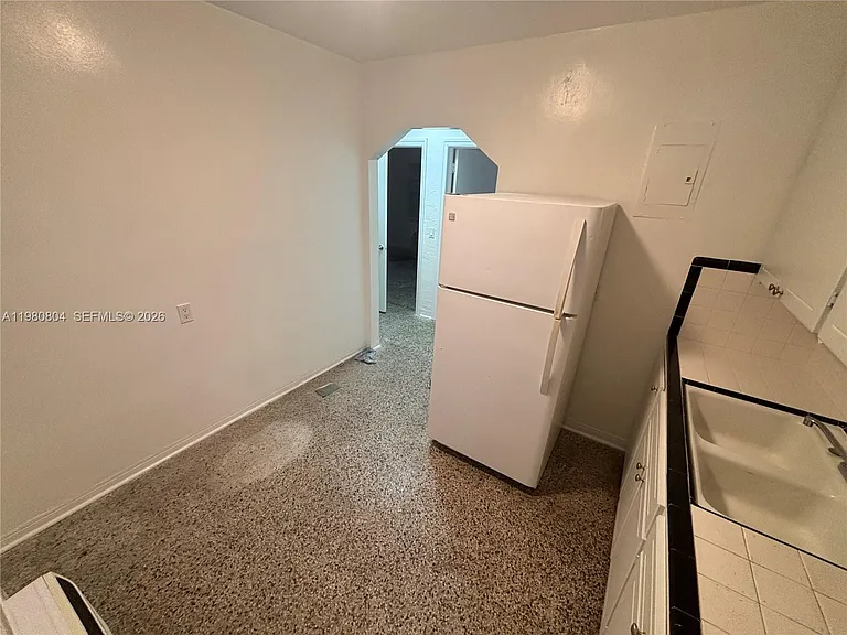624 NE 7th Ave #3 — Photo 6