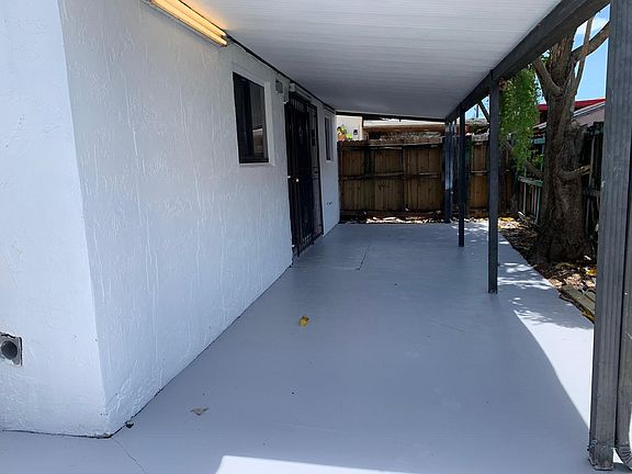3rd image of 10364 NW 128th Ter