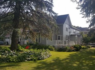 900 Division St S, Northfield, MN 55057