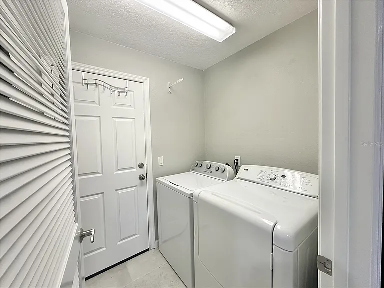 4313 Arlington Ridge Blvd — Photo 29