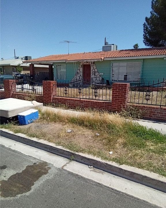 1st image of 525 Wyatt Ave