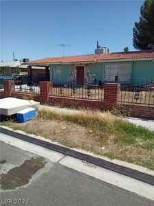 525 Wyatt Ave, Las Vegas, NV, 89106