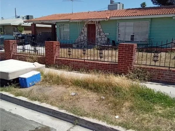 525 Wyatt Ave, Las Vegas, NV 89106