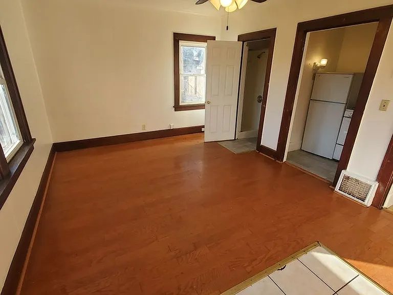 1220 N Wisconsin St. (4 Unit) — Photo 2