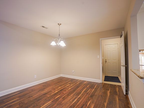 4th image of 2434 Dryden Ln