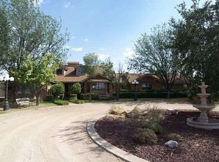 1183 Monaco Rd, Levelland, TX 79336