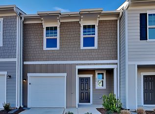 126 Saginaw Ct, Locust Grove, GA 30248