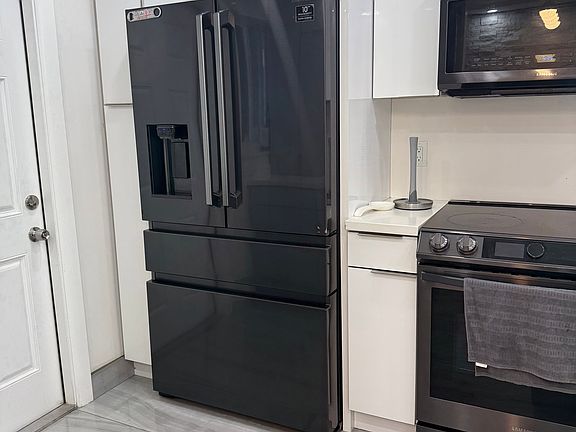 5th image of 5260 NW 11th St APT 201