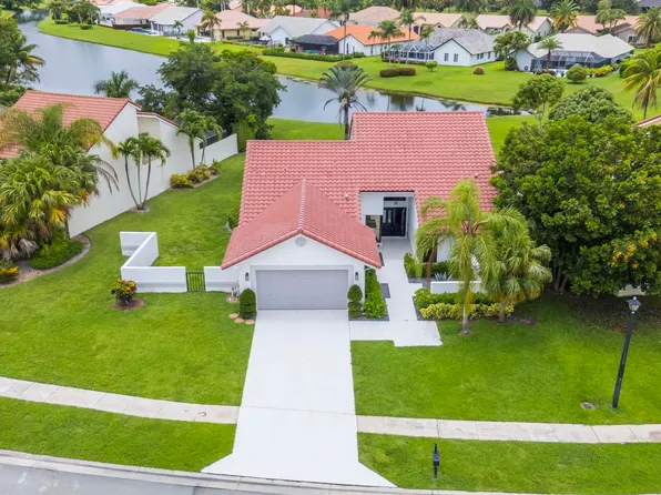 19325 Cherry Hills Terrace, Boca Raton, FL 33498