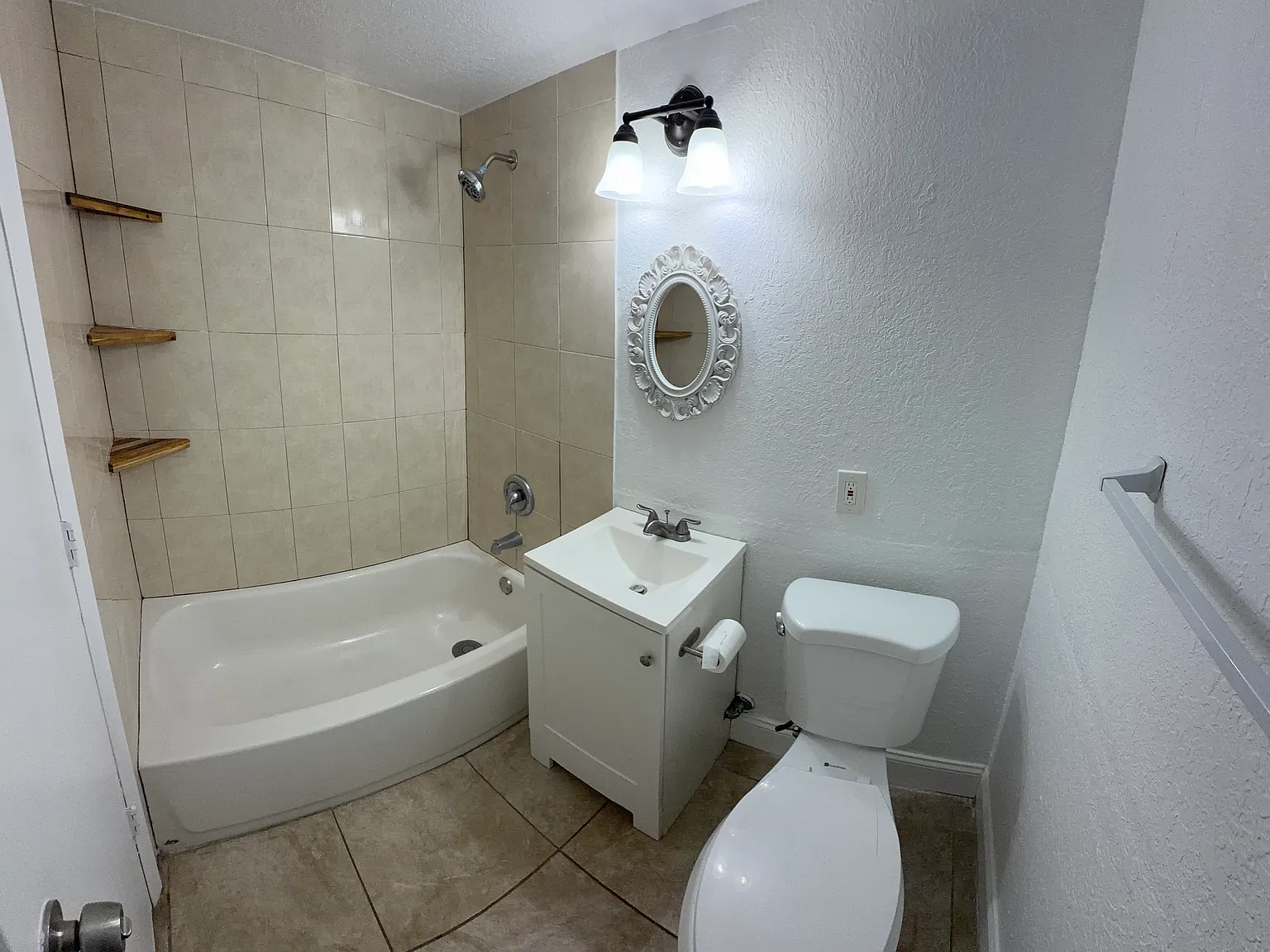 1 bed, 547 sqft, $1,975 — Photo 4