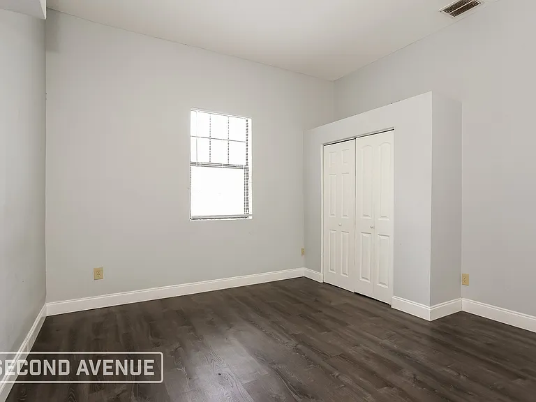 1619 Whitner St — Photo 10