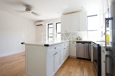 Rented by Brick&Mortar